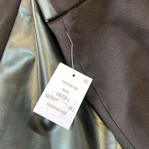 NWT Kasper | Black Faux Leather Front Panel Stretch Pencil Skirt - Picture 4 of 5